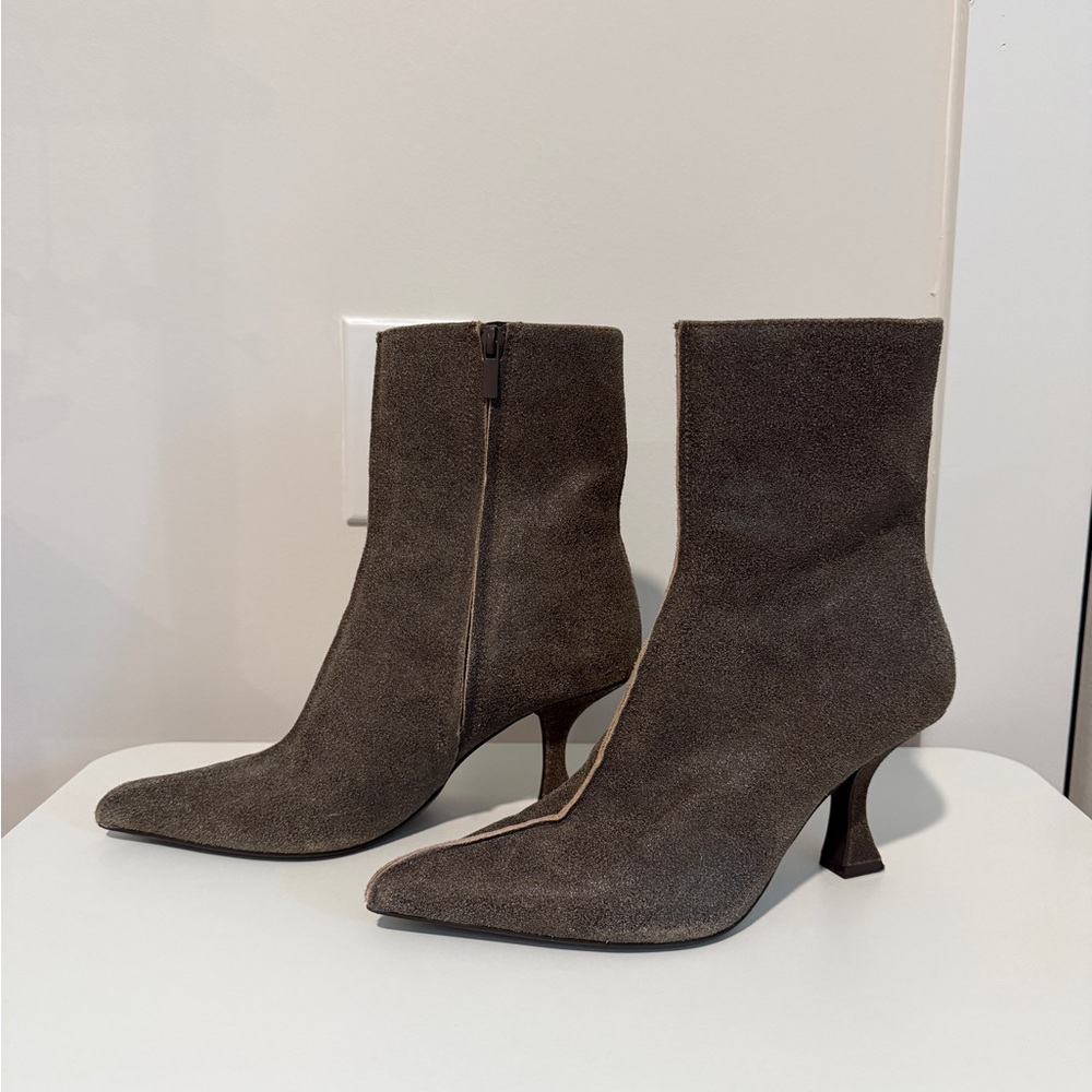 Zara Women's Brown Suede Pointed-Toe Ankle Boots